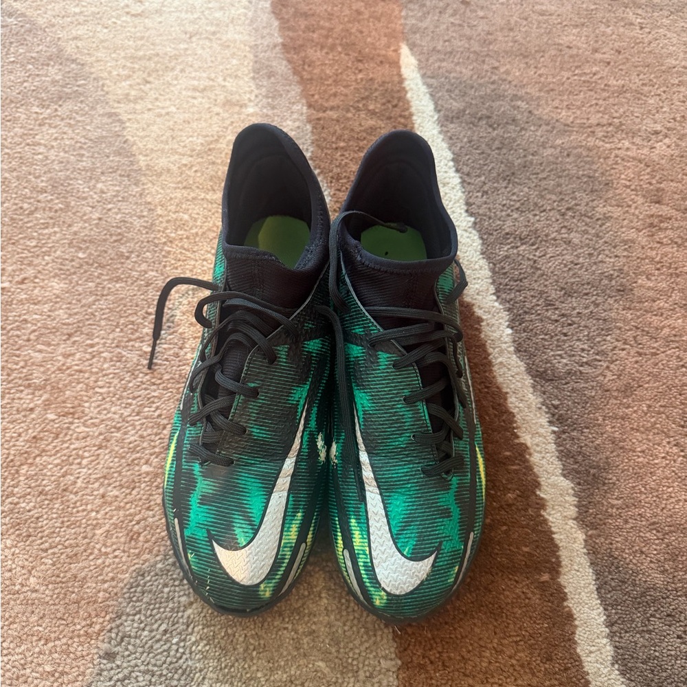 Nike Phantom Shockwave Turf Cleats